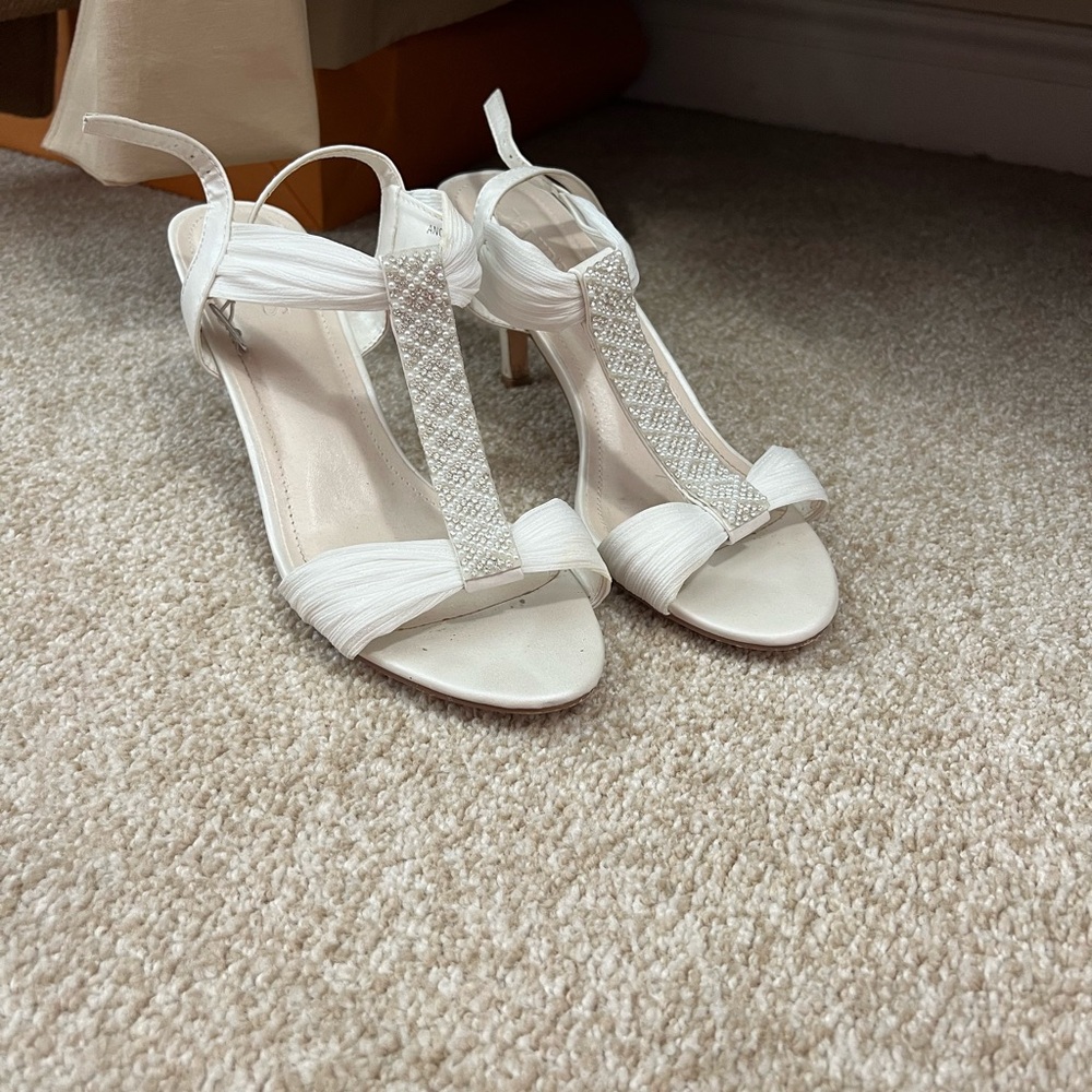 David's Bridal White Strappy Heels